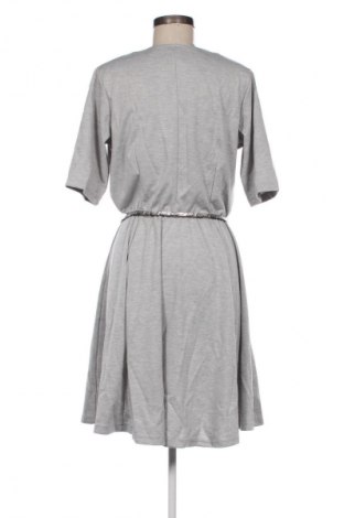 Φόρεμα Avon, Μέγεθος XL, Χρώμα Γκρί, Τιμή 5,11 €