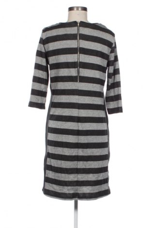 Kleid B.Young, Größe M, Farbe Mehrfarbig, Preis € 5,99