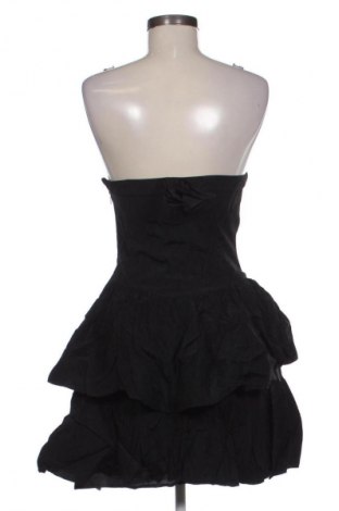 Рокля Belle By Oasis, Размер S, Цвят Черен, Цена 6,72 €