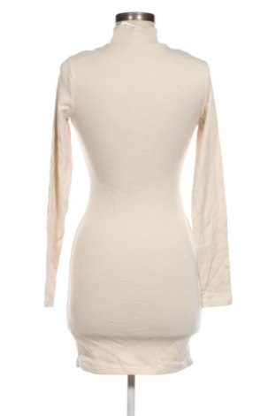 Šaty  Bershka, Velikost M, Barva Béžová, Cena  179,00 Kč