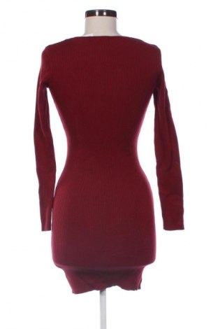 Φόρεμα Bershka, Μέγεθος S, Χρώμα Κόκκινο, Τιμή 11,99 €