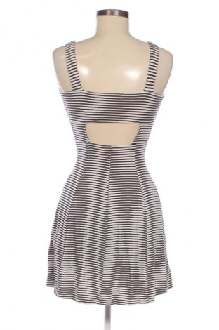 Sukienka Bershka, Rozmiar S, Kolor Kolorowy, Cena 60,99 zł