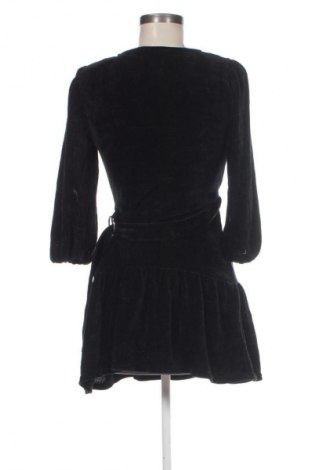 Šaty  Bershka, Veľkosť M, Farba Čierna, Cena  2,95 €