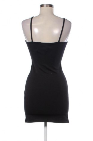 Šaty  Bershka, Veľkosť M, Farba Čierna, Cena  3,95 €