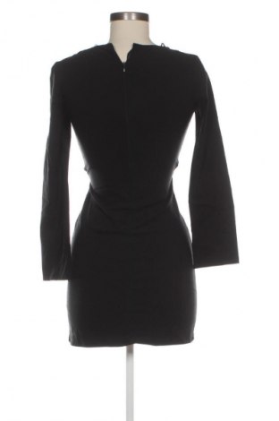 Kleid Bershka, Größe M, Farbe Schwarz, Preis 6,99 €