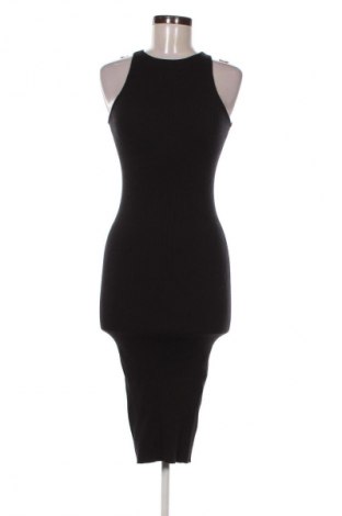 Sukienka Bershka, Rozmiar S, Kolor Czarny, Cena 55,99 zł