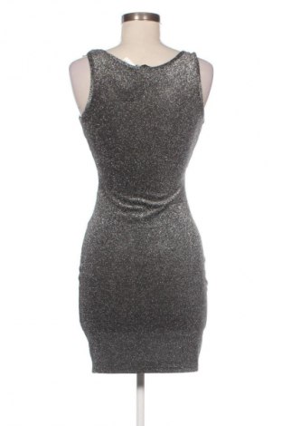 Šaty  ChicMe, Velikost M, Barva Stříbrná, Cena  229,00 Kč