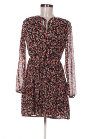 Рокля Cropp, Размер XS, Цвят Многоцветен, Цена 4,80 €