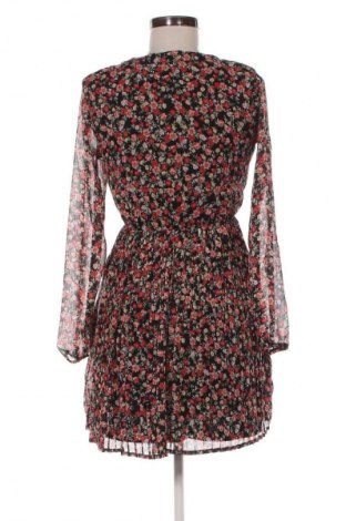 Рокля Cropp, Размер XS, Цвят Многоцветен, Цена 4,80 €