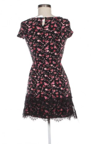 Sukienka Cropp, Rozmiar XS, Kolor Kolorowy, Cena 44,99 zł