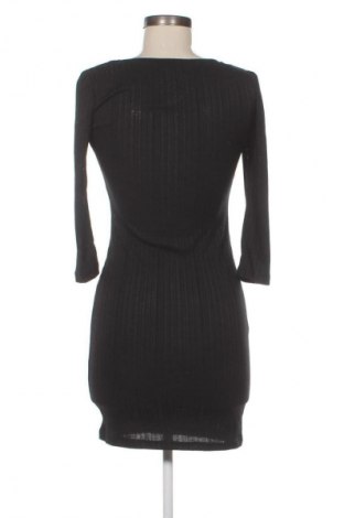 Sukienka Cropp, Rozmiar S, Kolor Czarny, Cena 25,99 zł