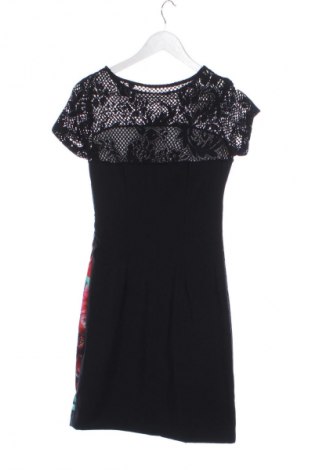 Рокля Desigual, Размер S, Цвят Многоцветен, Цена 37,83 €