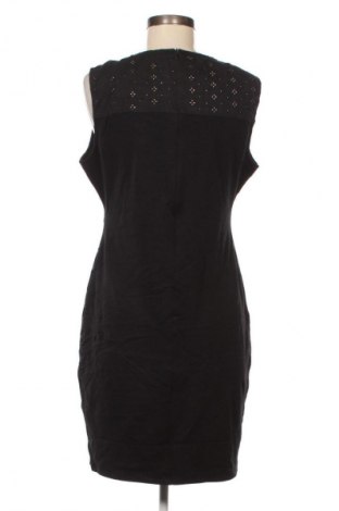 Рокля Desigual, Размер XL, Цвят Многоцветен, Цена 37,32 €