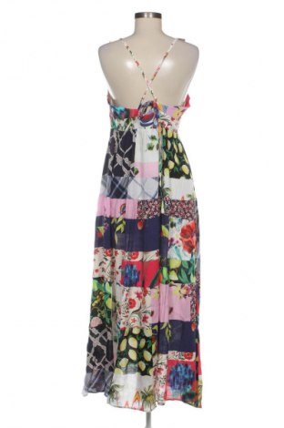 Рокля Desigual, Размер XL, Цвят Многоцветен, Цена 55,21 €