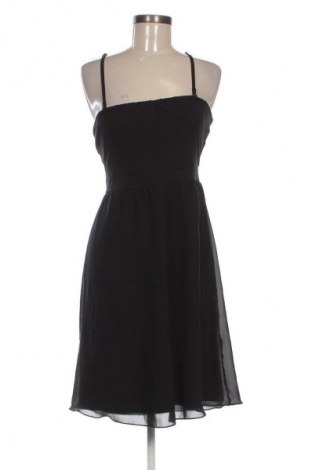 Рокля Edc By Esprit, Размер S, Цвят Черен, Цена 11,75 €