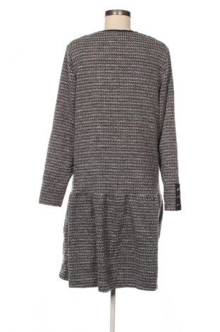 Kleid Essentials by Tchibo, Größe M, Farbe Mehrfarbig, Preis € 1,99