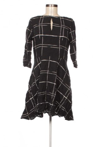 Рокля F&F, Размер L, Цвят Многоцветен, Цена 9,71 €