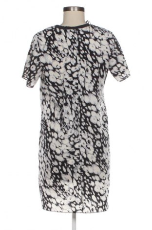 Рокля F&F, Размер M, Цвят Многоцветен, Цена 6,13 €