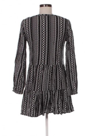 Рокля H&M, Размер S, Цвят Многоцветен, Цена 8,18 €