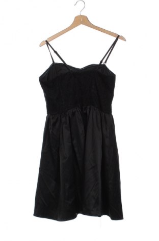 Рокля H&M, Размер M, Цвят Черен, Цена 5,11 €