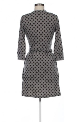 Рокля H&M, Размер S, Цвят Многоцветен, Цена 12,04 €