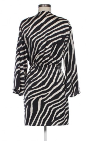 Šaty  H&M, Veľkosť M, Farba Viacfarebná, Cena  5,95 €