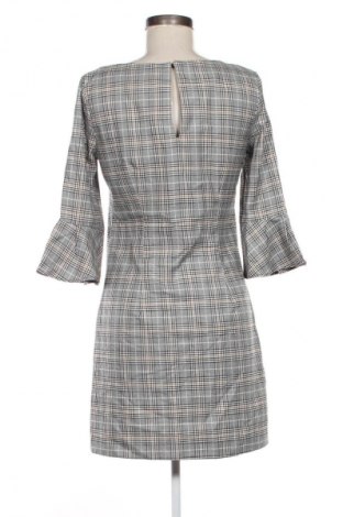 Рокля H&M, Размер S, Цвят Многоцветен, Цена 3,06 €