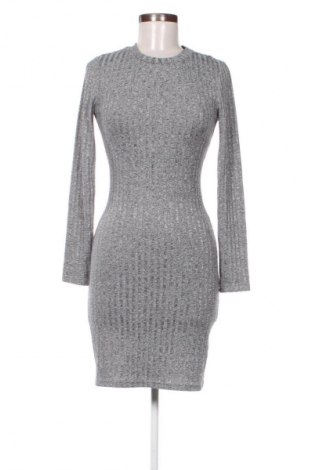 Šaty  H&M Divided, Velikost M, Barva Šedá, Cena  145,00 Kč