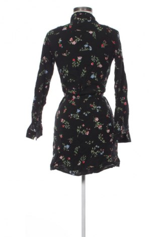 Рокля H&M Divided, Размер M, Цвят Многоцветен, Цена 4,09 €