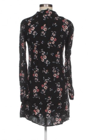 Šaty  H&M Divided, Velikost S, Barva Vícebarevné, Cena  279,00 Kč