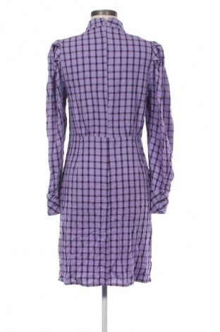 Sukienka Ichi, Rozmiar M, Kolor Kolorowy, Cena 41,99 zł