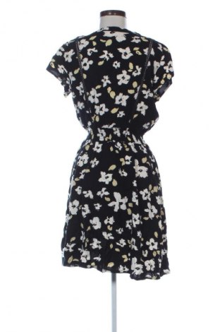 Šaty  Ichi, Velikost M, Barva Vícebarevné, Cena  899,00 Kč