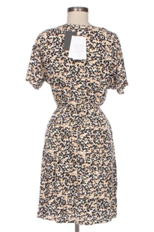 Рокля Ichi, Размер XS, Цвят Многоцветен, Цена 33,74 €