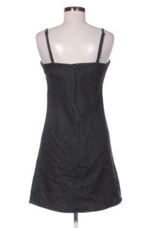 Рокля Identic, Размер M, Цвят Сив, Цена 3,06 €