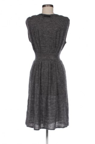 Рокля Julie Fagerholt, Размер S, Цвят Черен, Цена 5,11 €