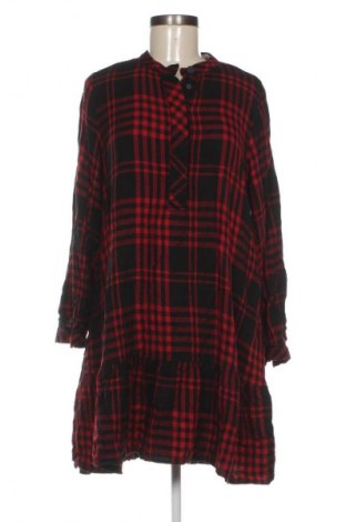 Рокля LC Waikiki, Размер M, Цвят Многоцветен, Цена 2,04 €