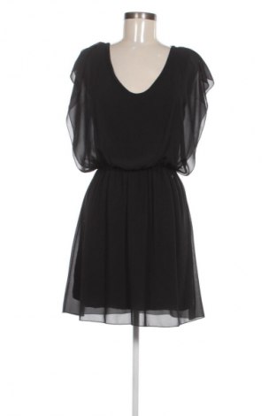 Рокля Lynne, Размер M, Цвят Черен, Цена 10,73 €