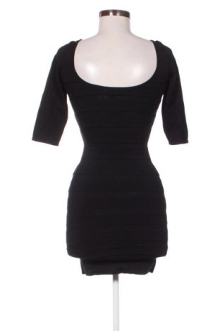 Рокля Mango, Размер S, Цвят Черен, Цена 4,09 €