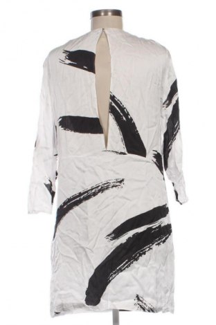 Šaty  Mango, Velikost M, Barva Vícebarevné, Cena  139,00 Kč