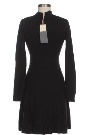 Ruha Mauvette, Méret M, Szín Fekete, Ár 11 989 Ft