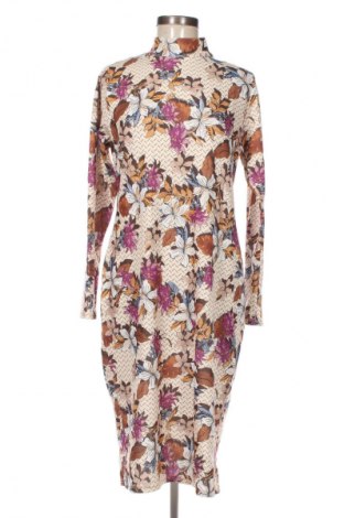 Рокля Moe, Размер XL, Цвят Многоцветен, Цена 33,23 €