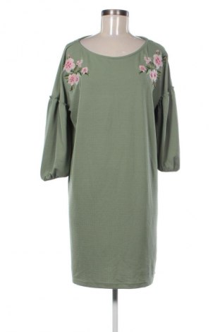 Рокля Mohito, Размер M, Цвят Многоцветен, Цена 5,62 €