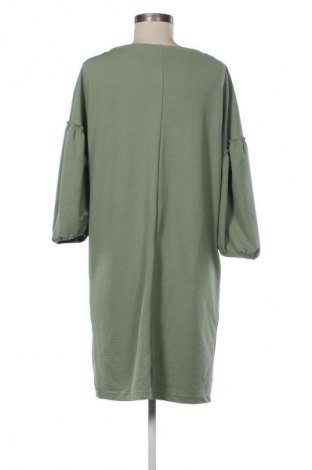 Рокля Mohito, Размер M, Цвят Многоцветен, Цена 5,62 €