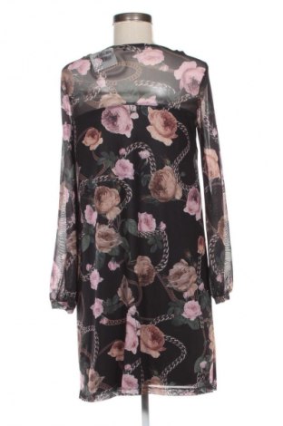 Рокля Mohito, Размер M, Цвят Многоцветен, Цена 4,60 €