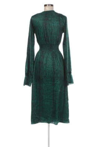 Šaty  NA-KD, Velikost S, Barva Vícebarevné, Cena  379,00 Kč