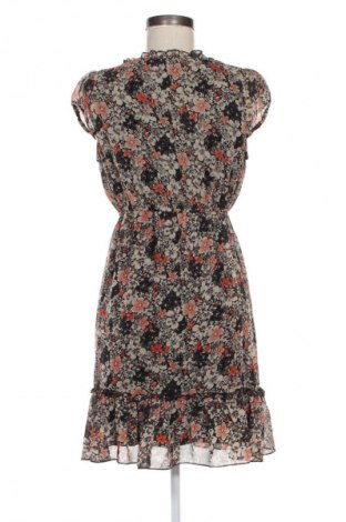 Рокля New Look, Размер M, Цвят Многоцветен, Цена 10,22 €