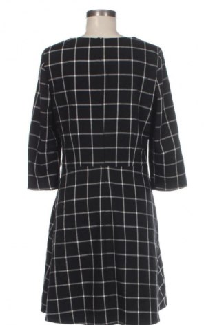 Рокля Nife, Размер M, Цвят Многоцветен, Цена 2,04 €