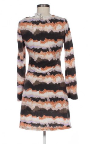 Šaty  Pieces, Velikost M, Barva Vícebarevné, Cena  194,00 Kč