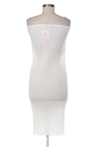 Sukienka Pretty Little Thing, Rozmiar M, Kolor Biały, Cena 58,99 zł