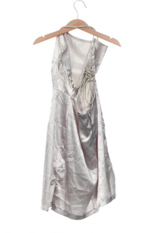 Kleid Pretty Little Thing, Größe XS, Farbe Mehrfarbig, Preis € 7,99